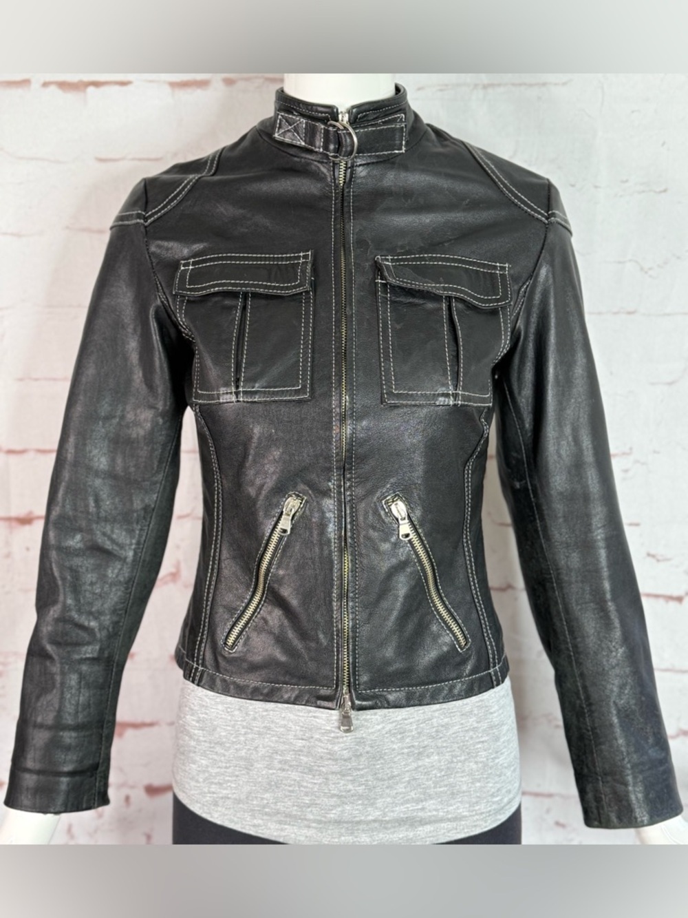 CARLO Moto Small Label EU Size 42 Jacket Black Leather White Stitching Juniors - Picture 5 of 16